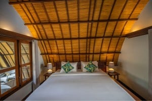 Double bed 2 traditional lumbung bungalow gili t