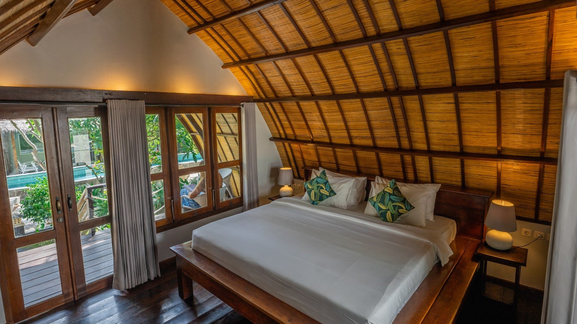 Double bed traditional lumbung bungalow gili t