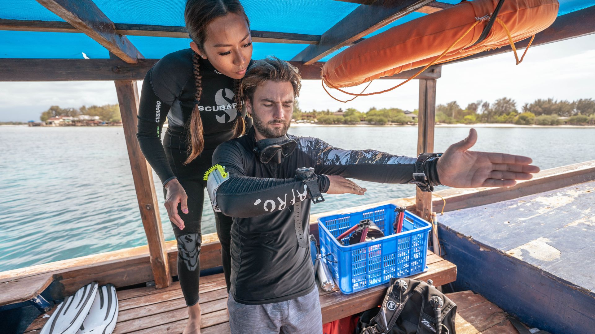 Advanced Navigation Dive