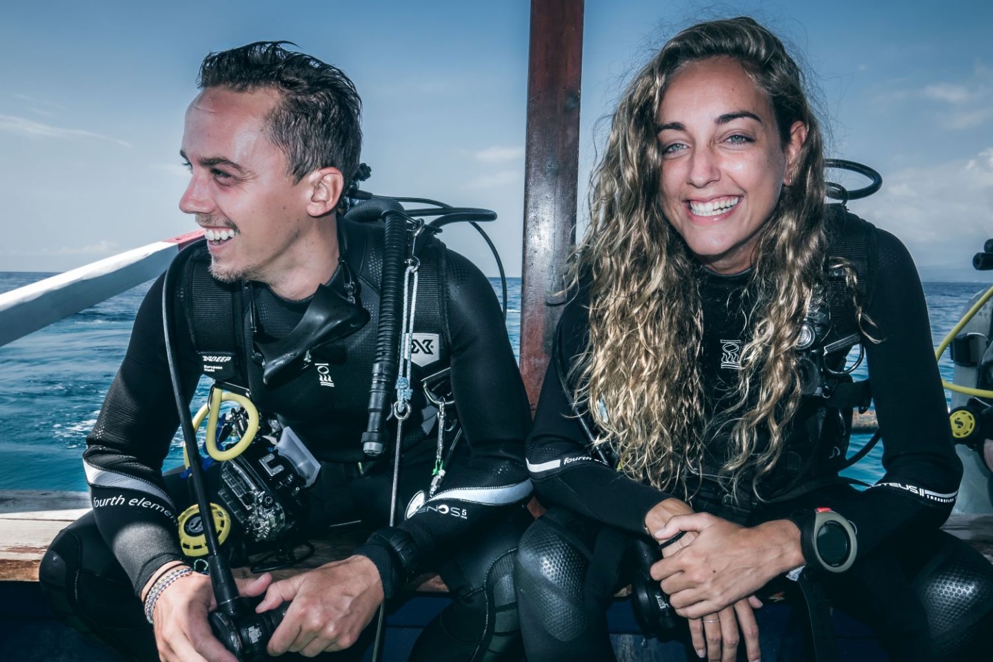 happy divers manta dive