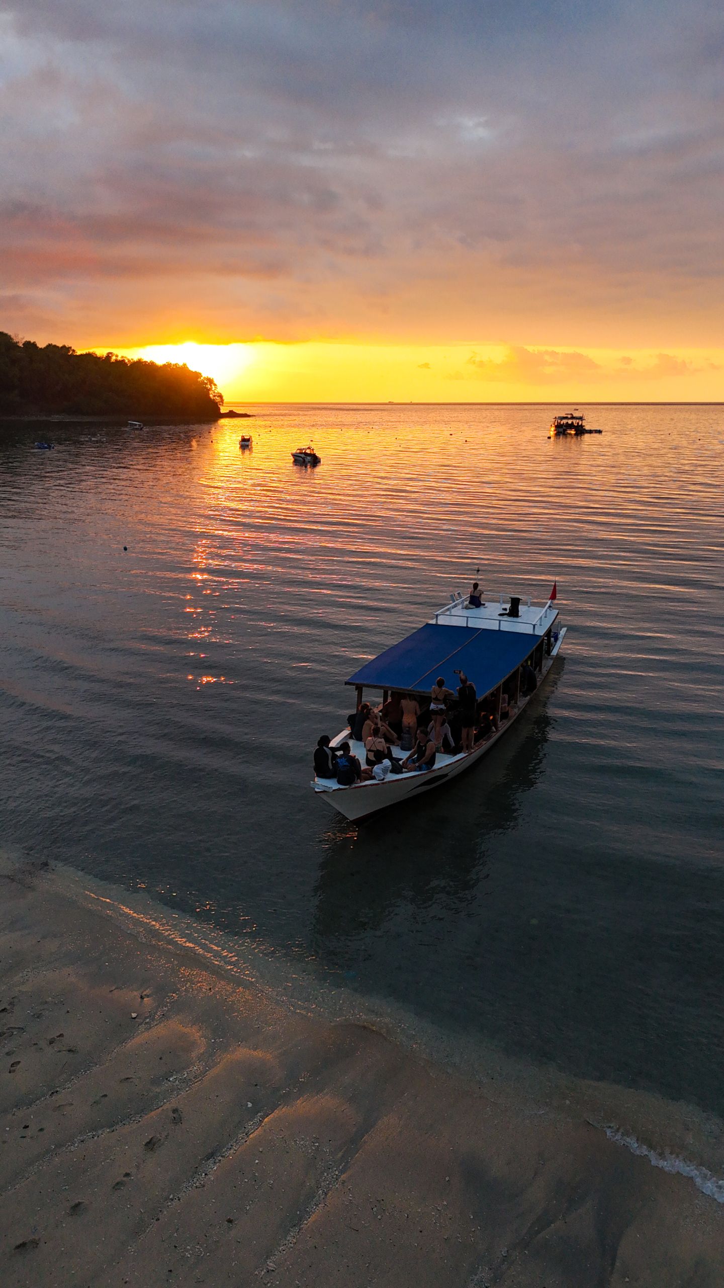 Sunset Seahorse Bay Manta Dive Gili Trawangan v2