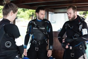 pre-dive check - Manta Dive Gili T Tech