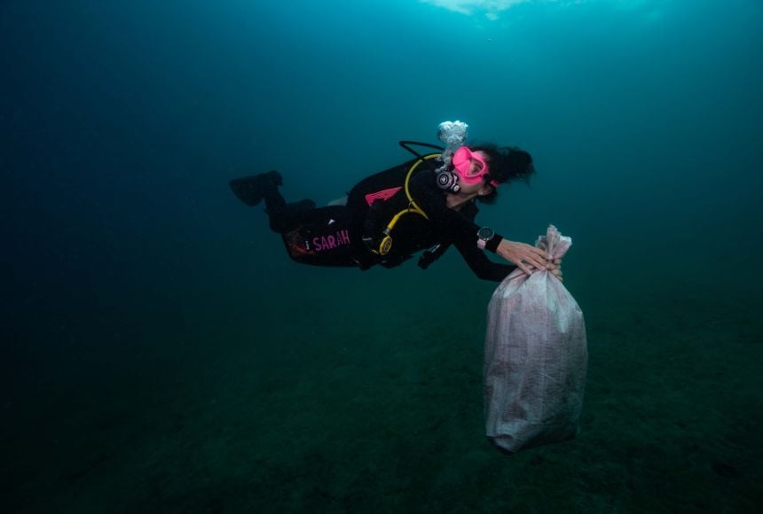 Clean up dive Gili Islands Lombok Manta Dive v2