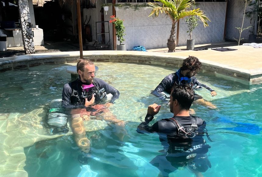 TDI Sidemount Course Manta Dive Gili Trawangan 2